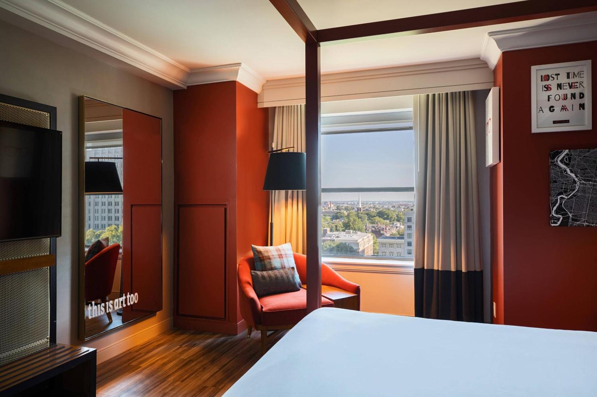 Hotel Renaissance Downtown