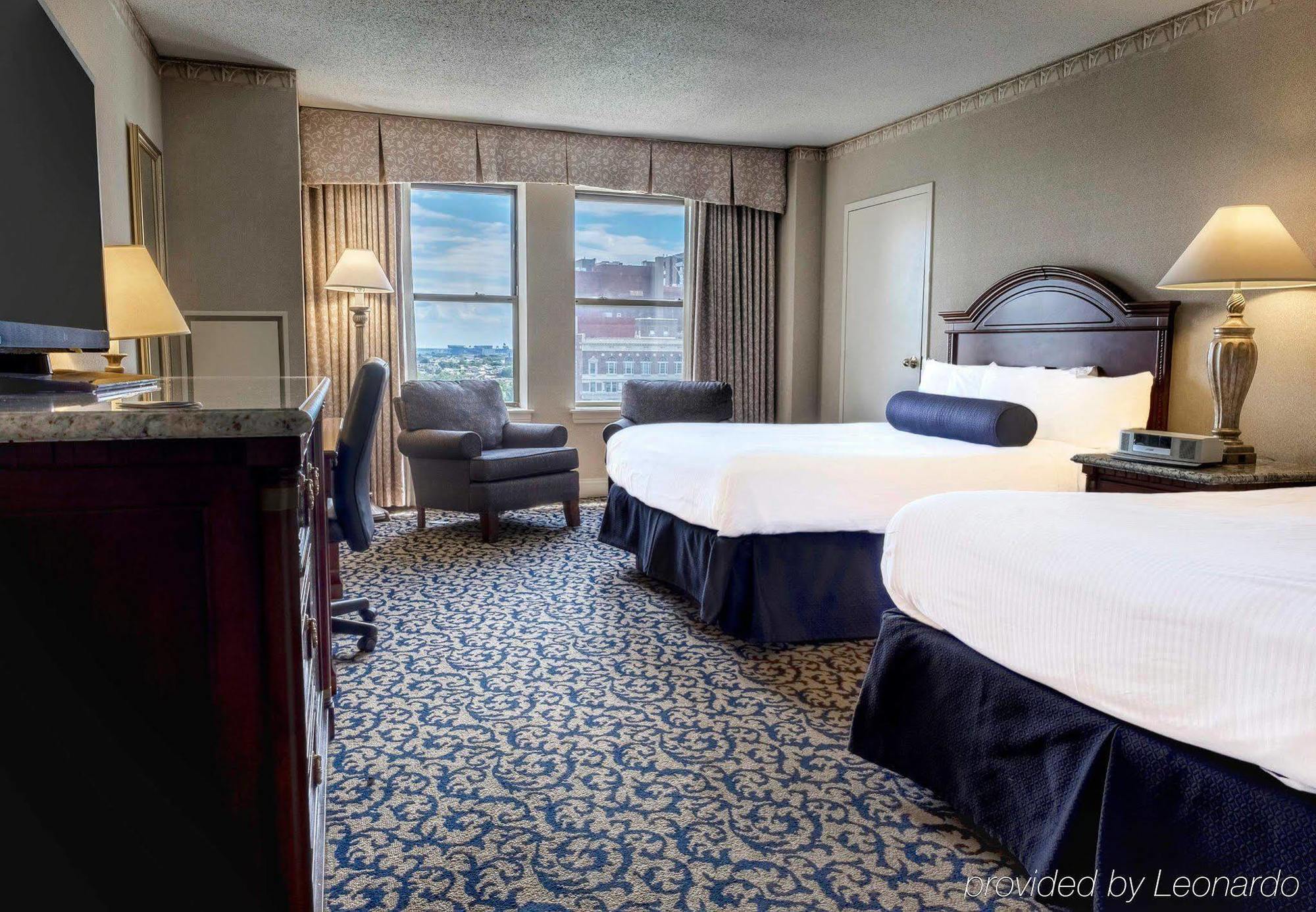 Hotel Renaissance Downtown
